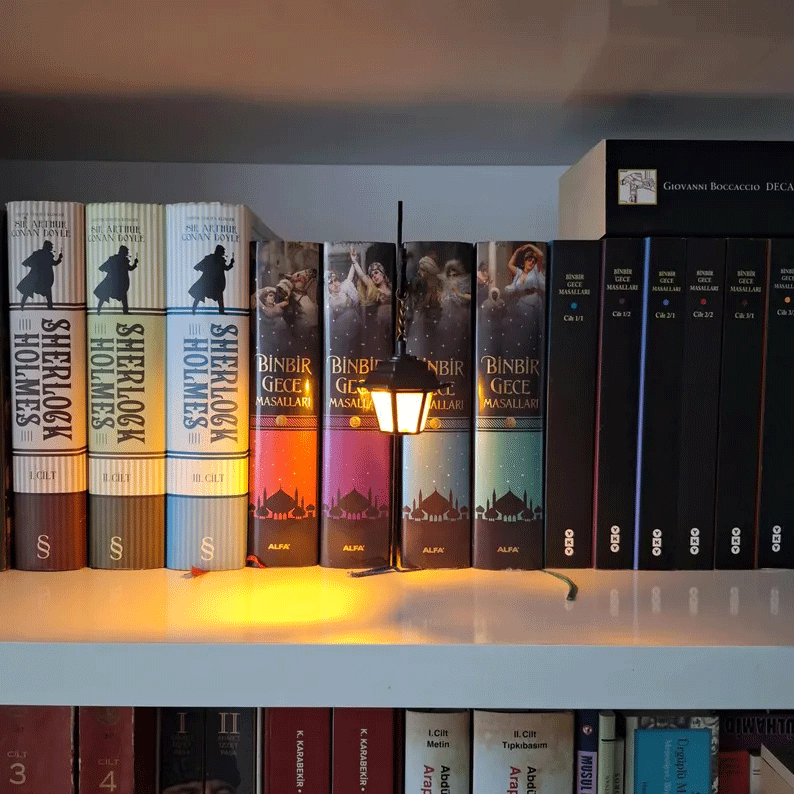 👻Ghost Bookshelf Lantern